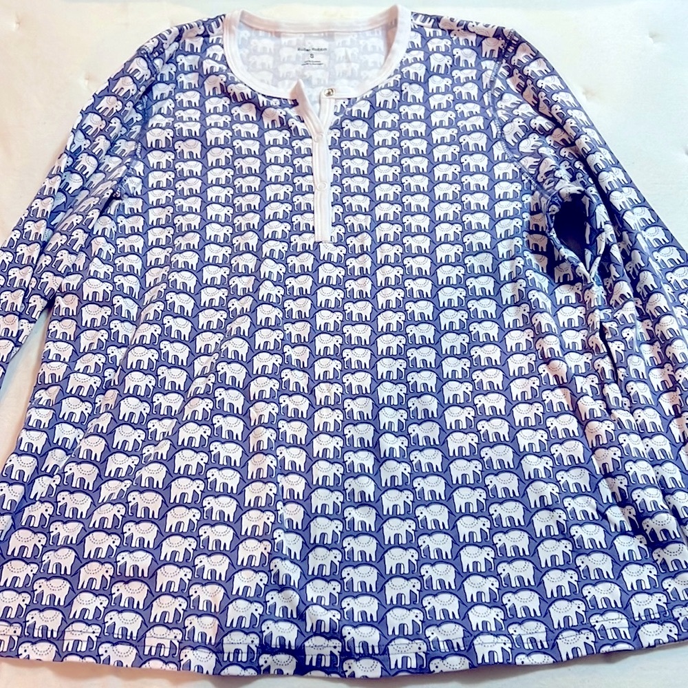 Roller Rabbit pajamas- size small- new without tags